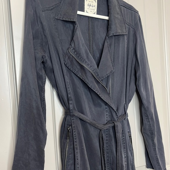 Spring coat - Picture 3 of 5